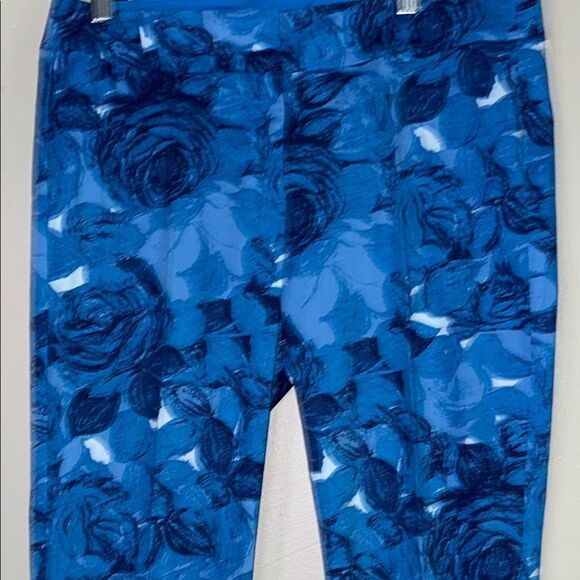 Ann Taylor Carnegie Crop in Vibrant Blue - Picture 5 of 10